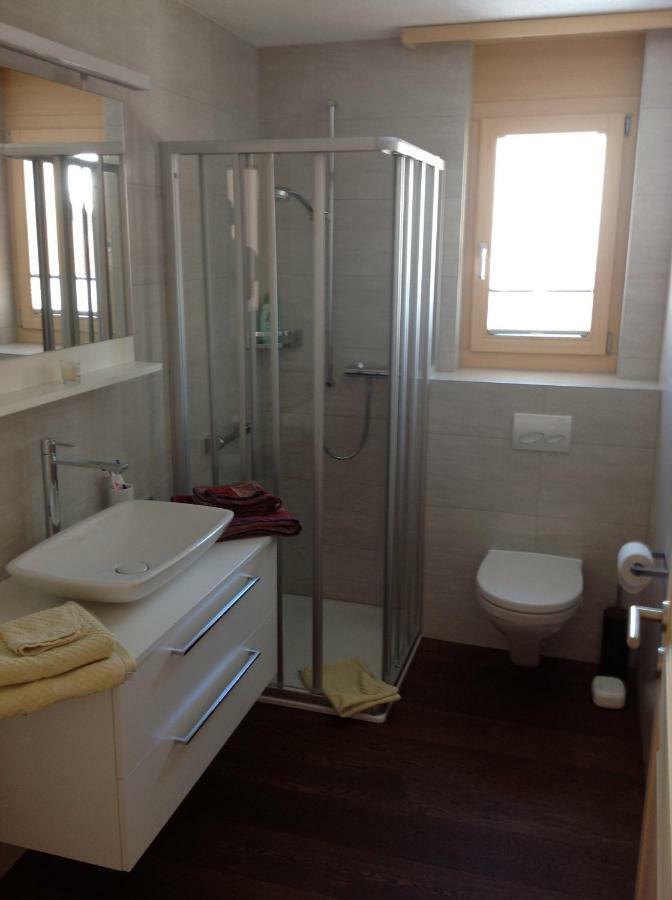6 Dorfstrasse Apartman Oberwald Kültér fotó