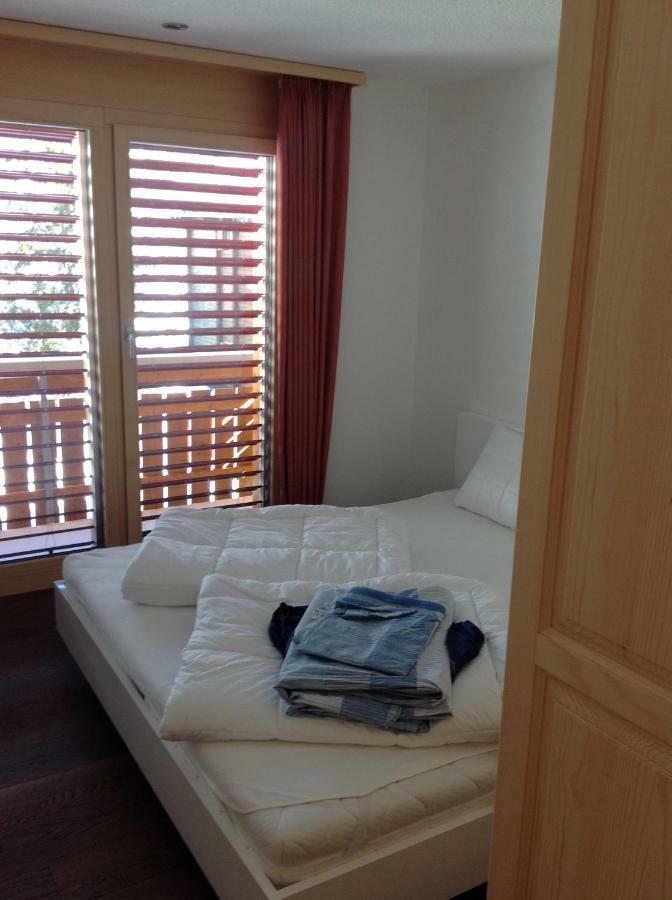 6 Dorfstrasse Apartman Oberwald Kültér fotó